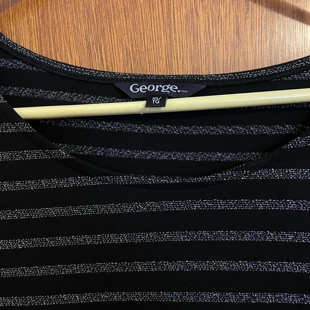 George XL Dress - Picture 2 of 2
